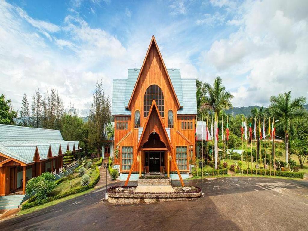 Aye Thar Yar Golf Resort Taunggyi Exterior foto